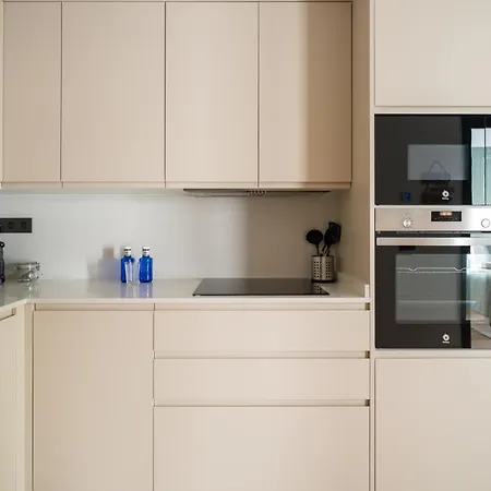 Damas 3a - By Singular Holidays Apartman *